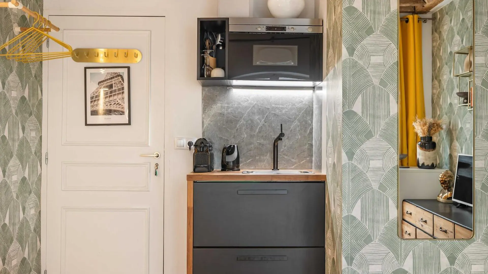 Apartment Superb Historical Next To Louvre And Opera