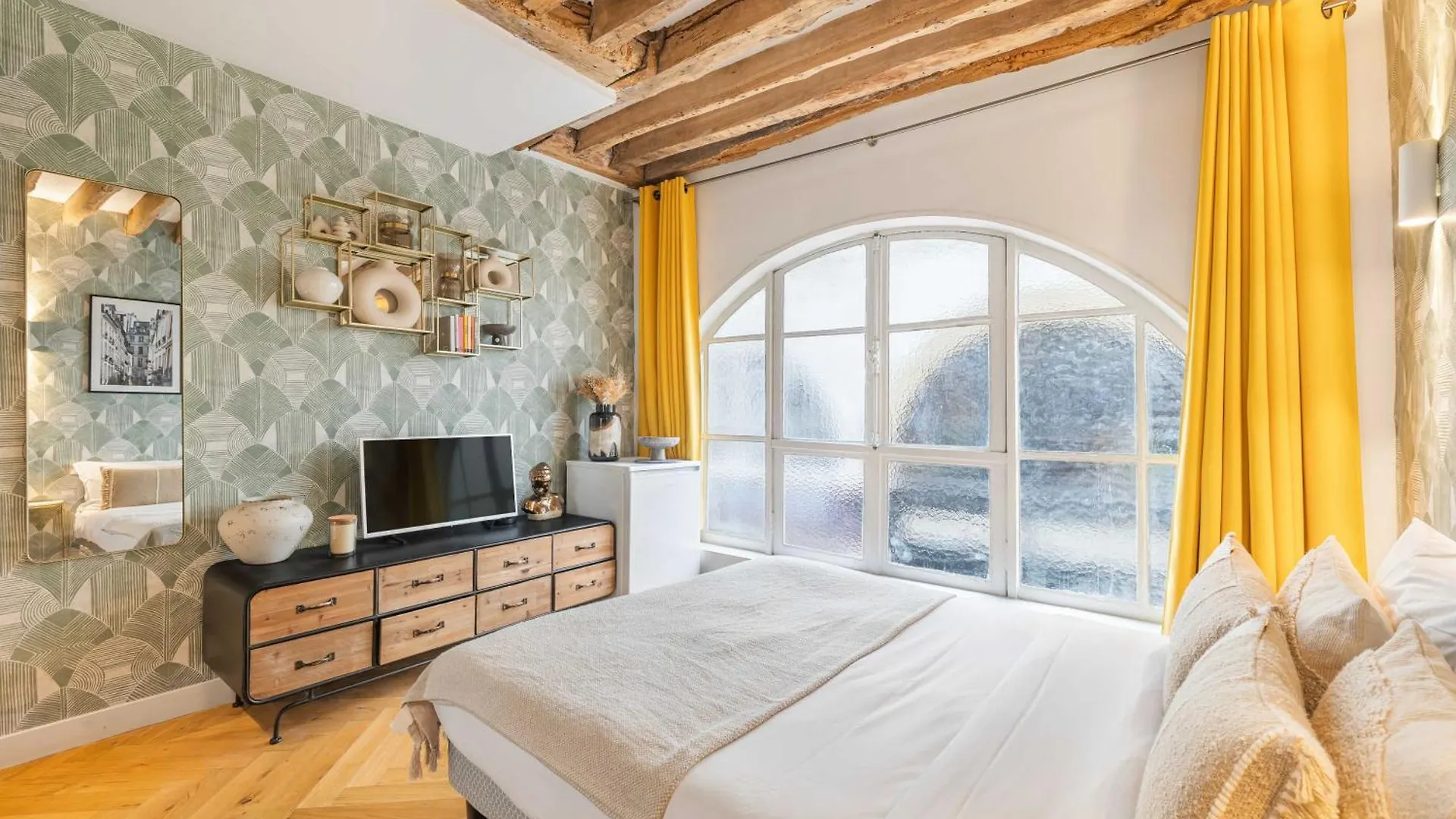 Daire Superb Historical Next To Louvre And Opera